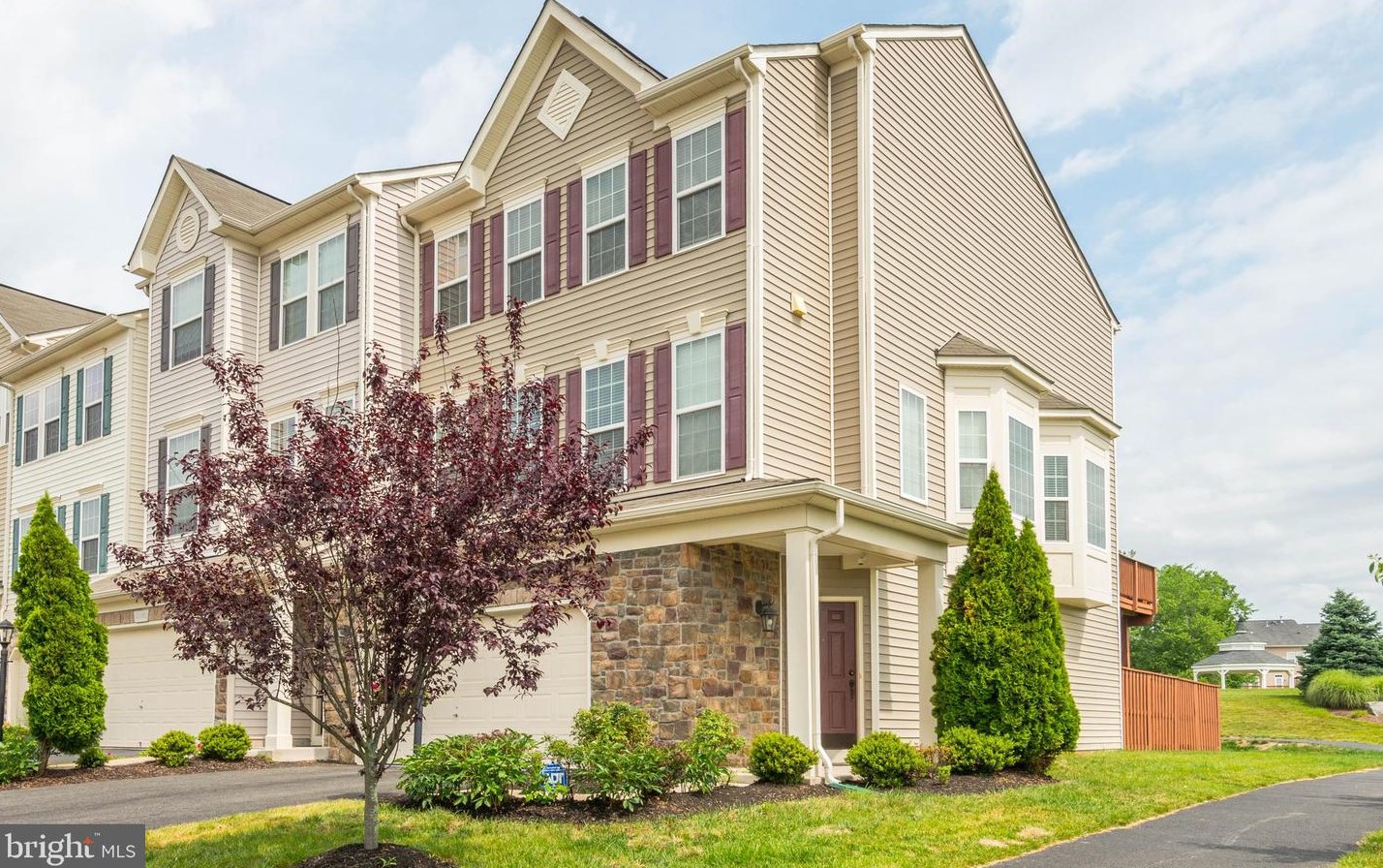 42492 Franklin Benjamin Ter, Ashburn, VA 20148-8059