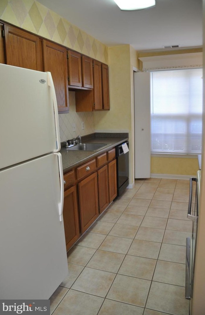 22319 Mayfield Sq, Dulles, VA 20164