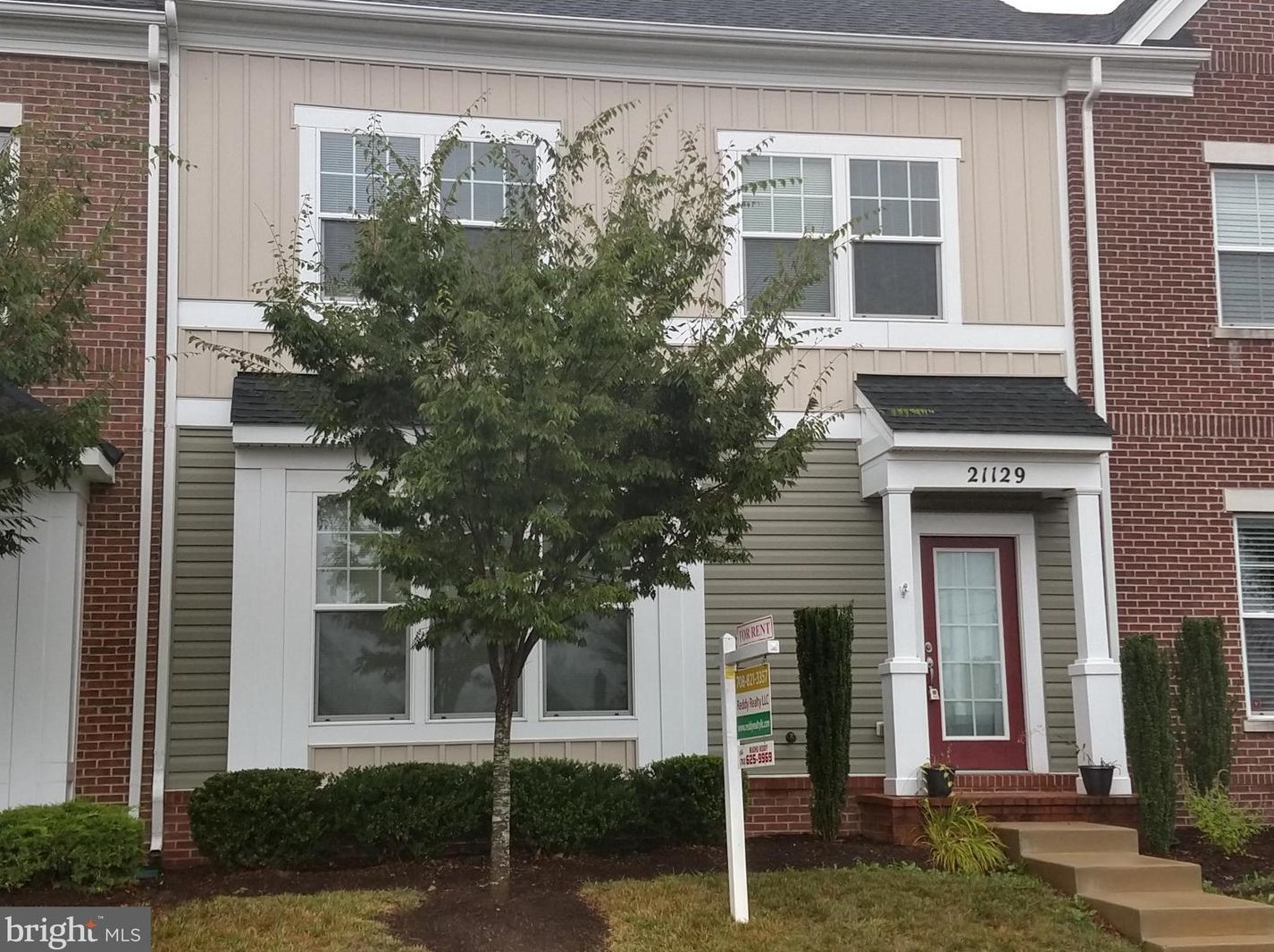 21129 Ashburn Heights Dr, Ashburn, VA 20148