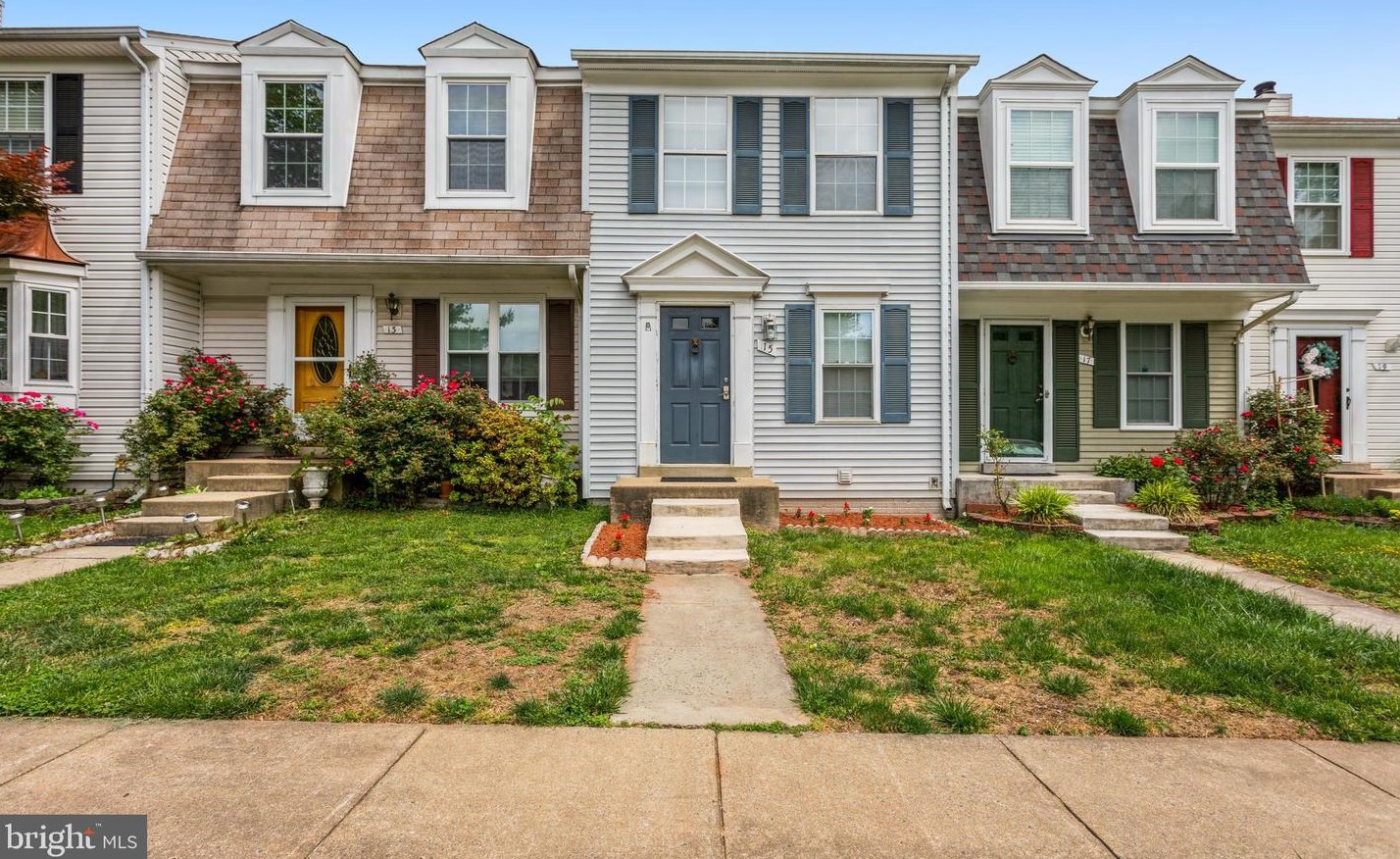 15 Marian Ct, Dulles, VA 20165