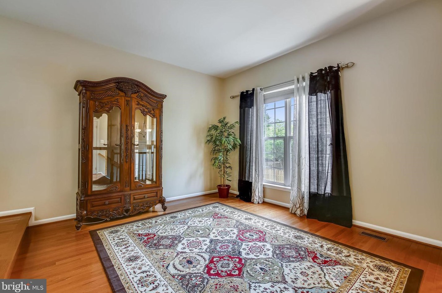 45832 Edwards Ter, Dulles VA  20166-2413 exterior