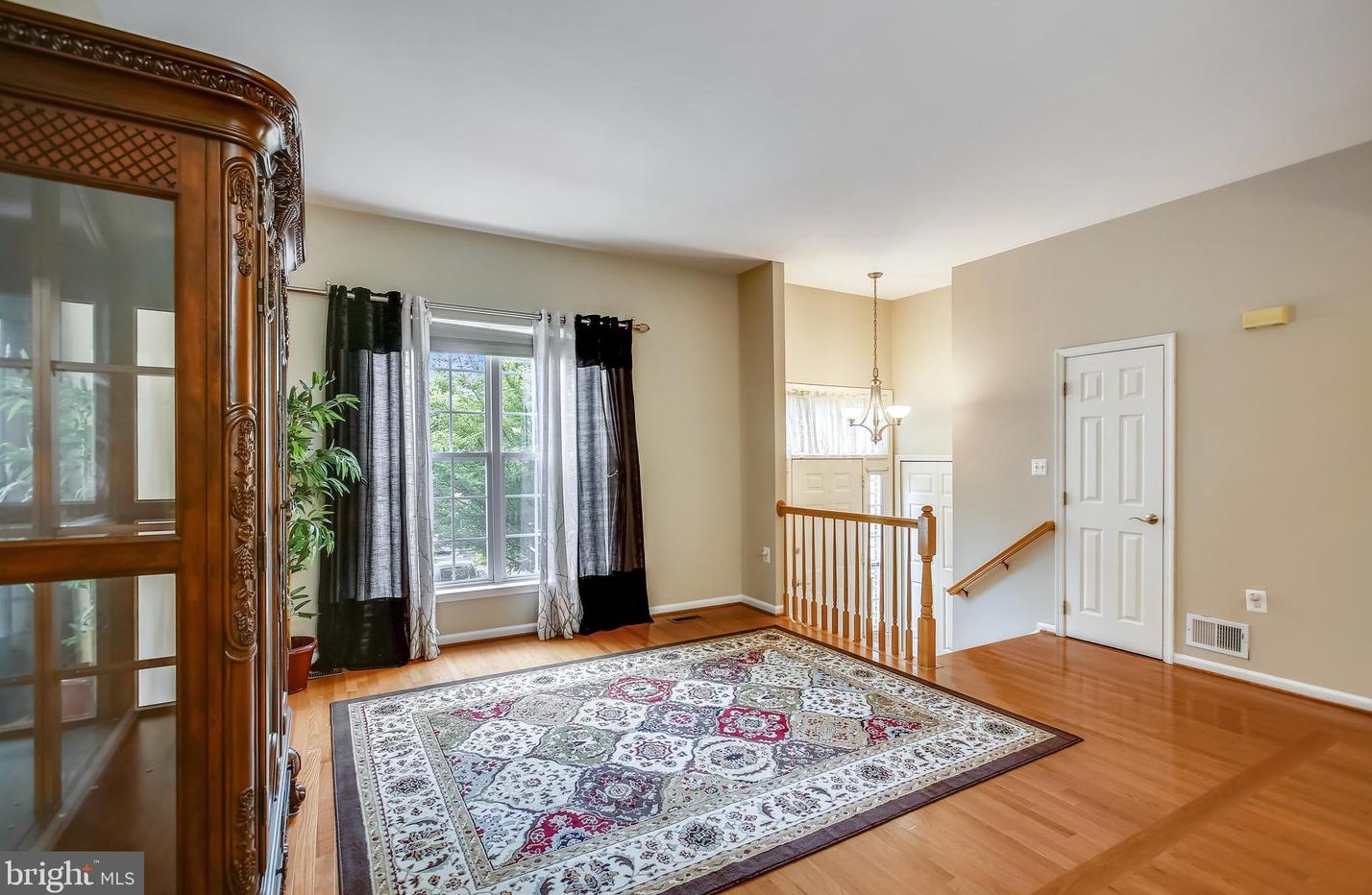 45832 Edwards Ter, Dulles, VA 20166