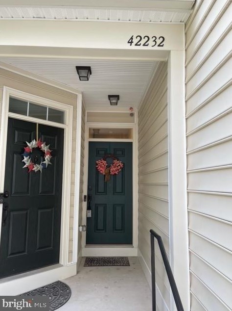 42232 San Juan Ter, Stone Ridge, VA 20105-5668