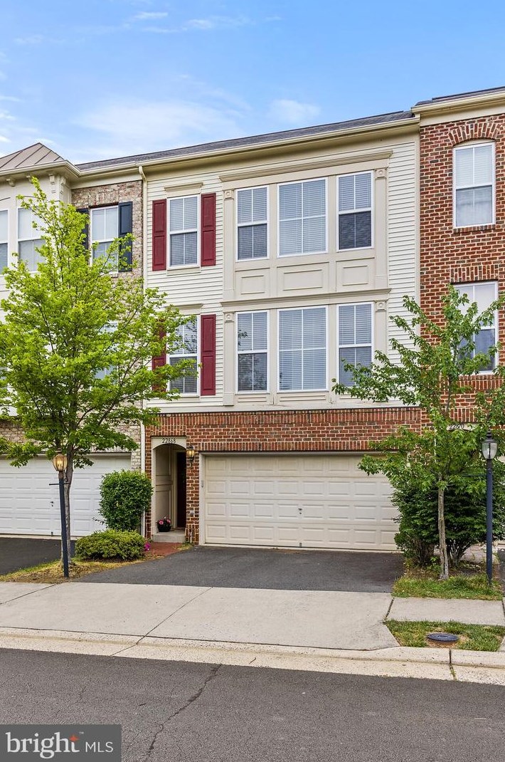 22868 Livingston Ter, Ashburn, VA 20148-5638