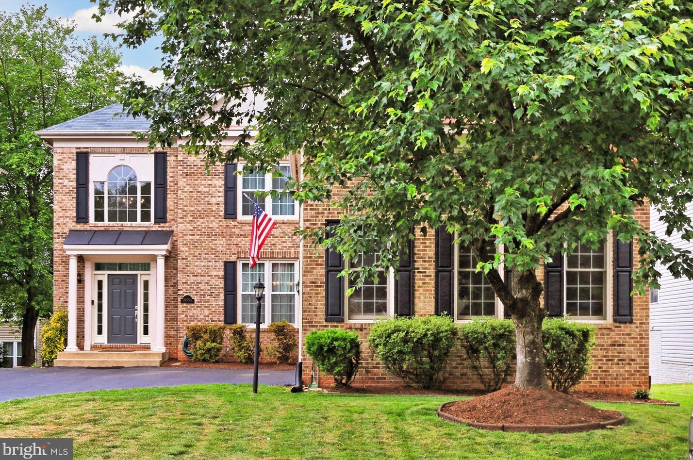 20553 Tidewater Ct, Dulles, VA 20165-5101