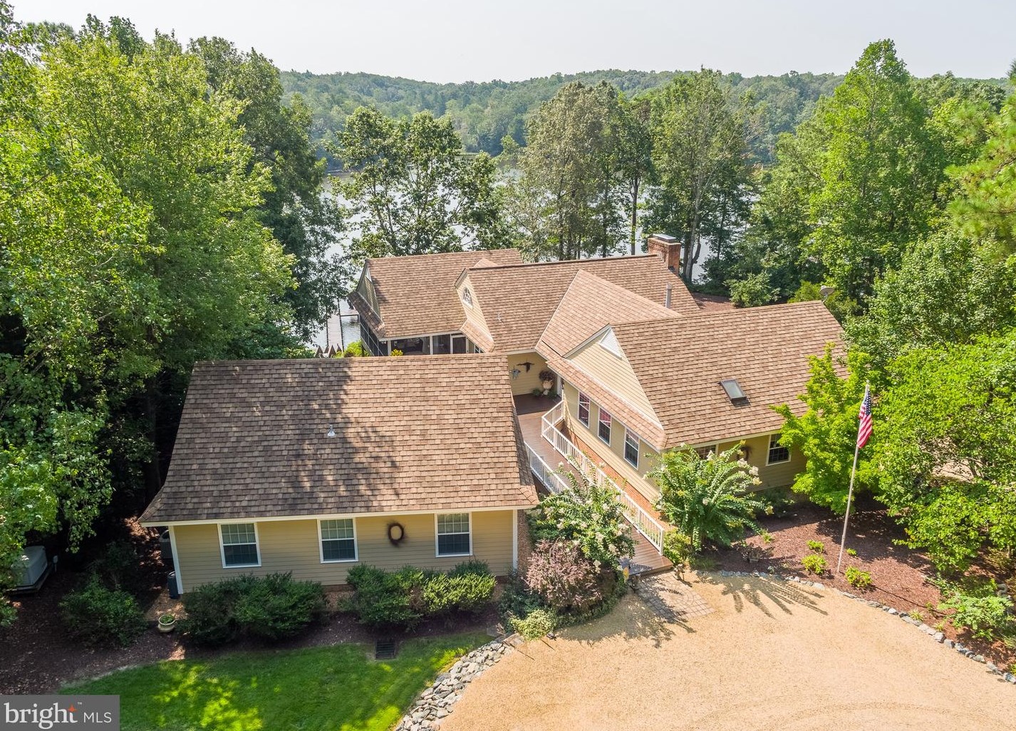 55 Pinewood Ct, Lancaster, VA 22503
