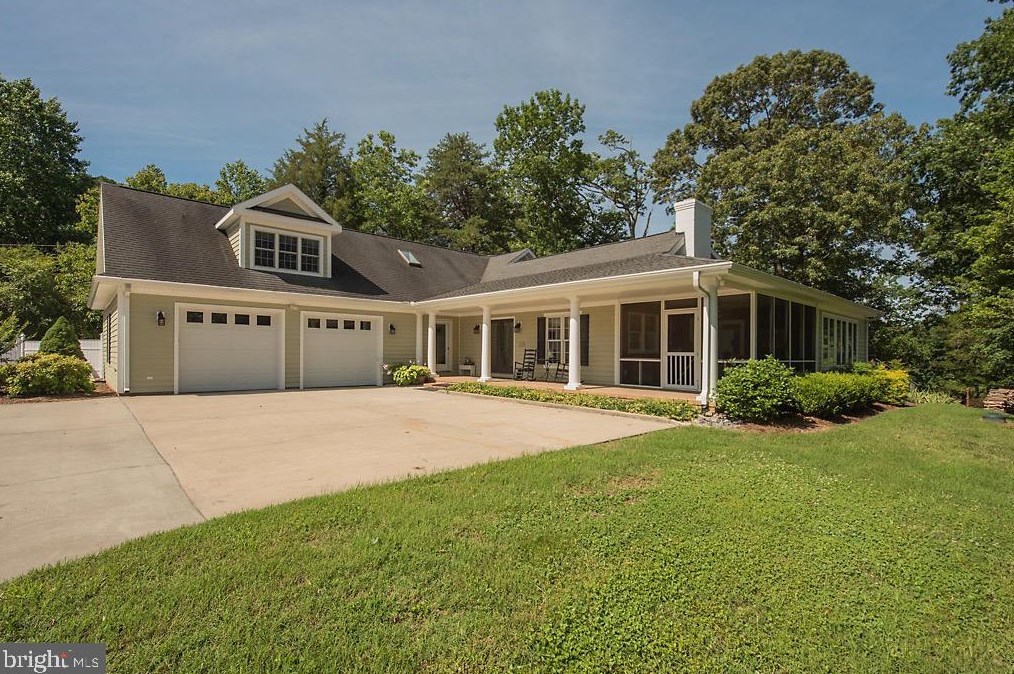4332 Merry Point Rd, Lancaster, VA 22503