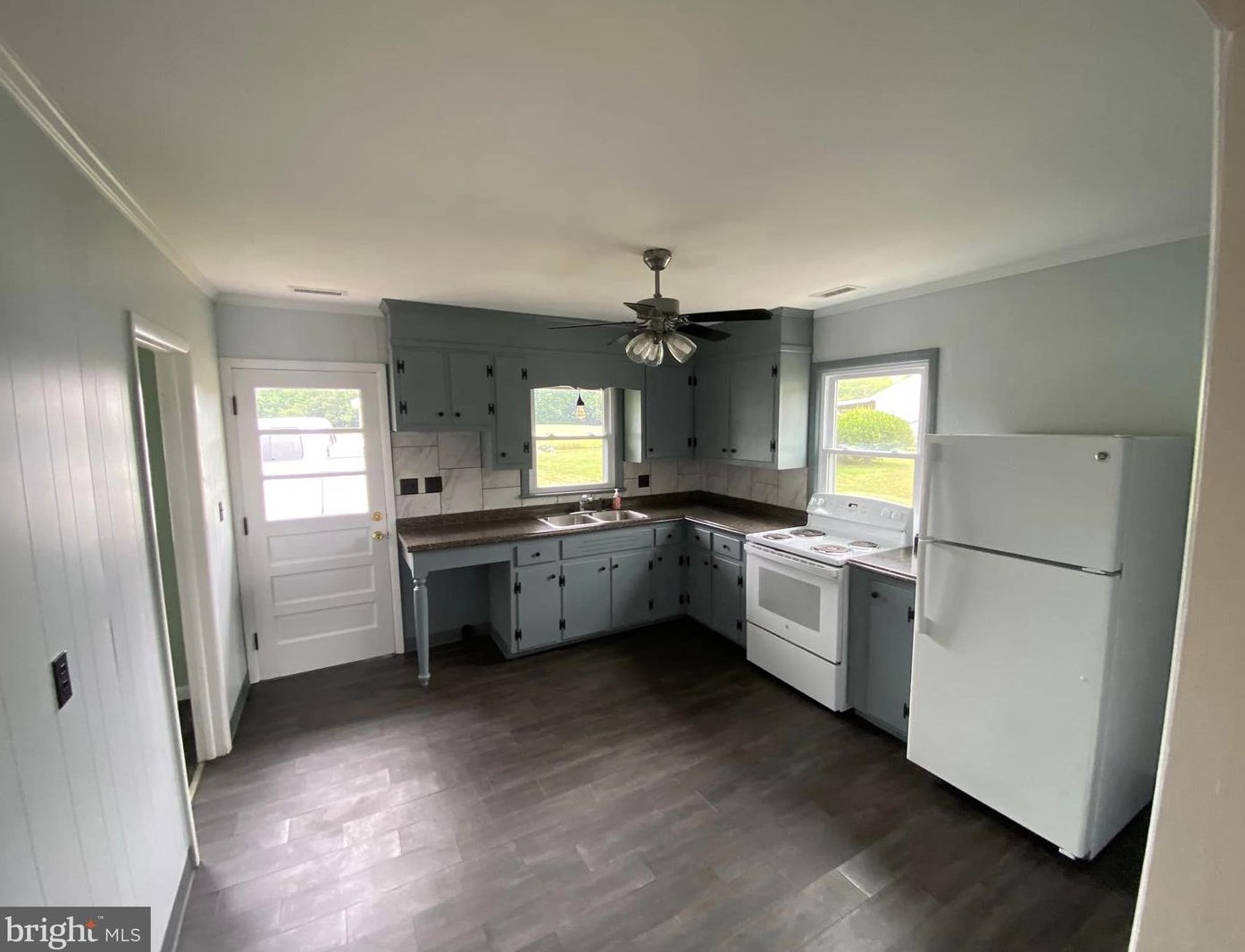 3158 White Chapel Rd, Lancaster, VA 22503