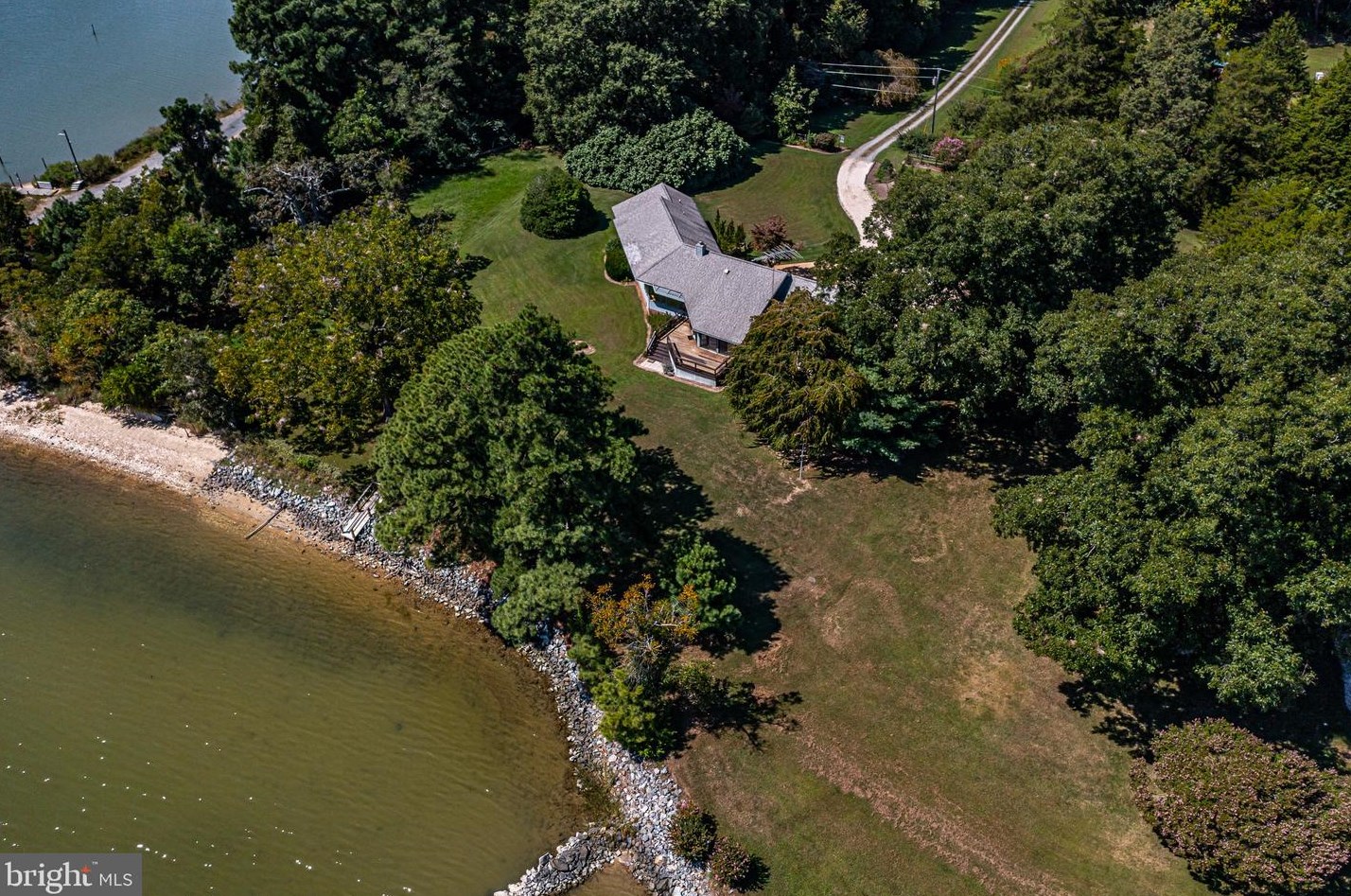 56 Bertrand Pl, Lancaster, VA 22503