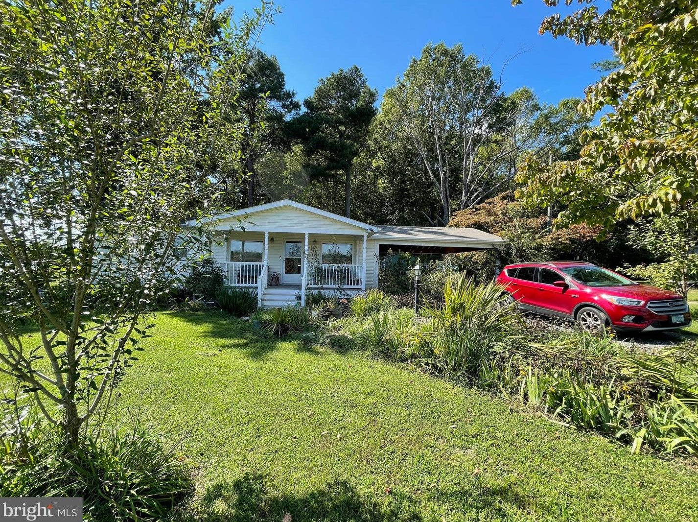 1170 Regina Rd, Lancaster, VA 22503