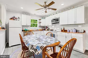 274 Regina Rd, Lancaster, VA 22503 - Photo 10