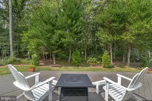 85 Pleasants Ln, Kilmarnock, VA 22482 - Photo 4