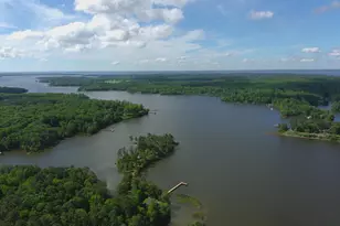 404 Woodbrook Dr, Lancaster, VA 22503 - Photo 4