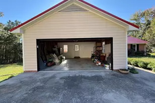 404 Woodbrook Dr, Lancaster, VA 22503 - Photo 16