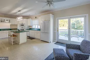 602 Cedar Pointe Dr, Weems, VA 22576 - Photo 12