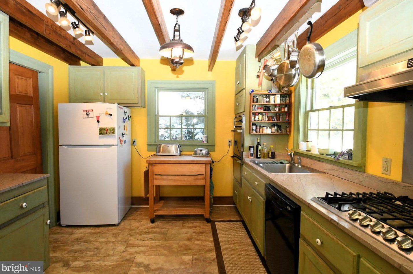 22 Parish Rd, Culpeper VA  22735-3910 exterior