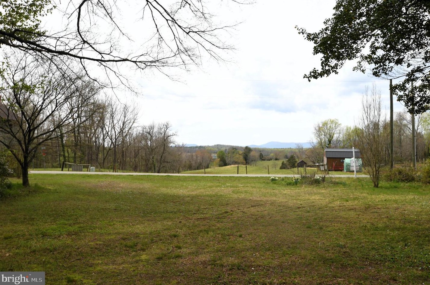 22 Parish Rd, Culpeper VA  22735-3910 exterior