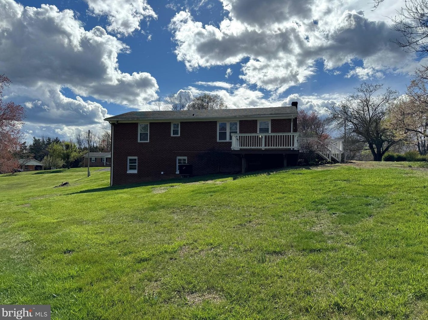 61 Bright Acres Ct, Brightwood VA  22715-1531 exterior