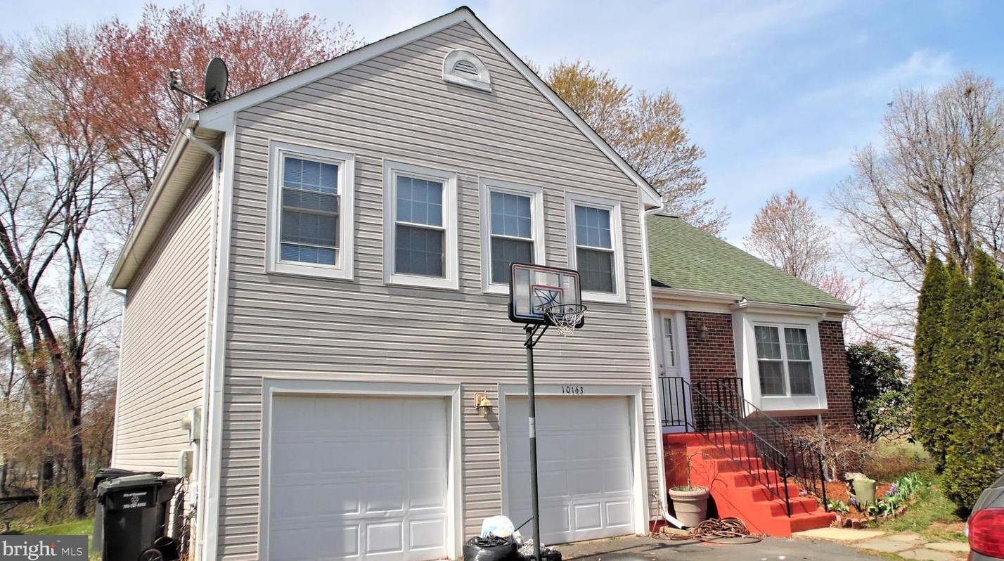 10163 Forest Hill Cir, Manassas, VA 20110-2184