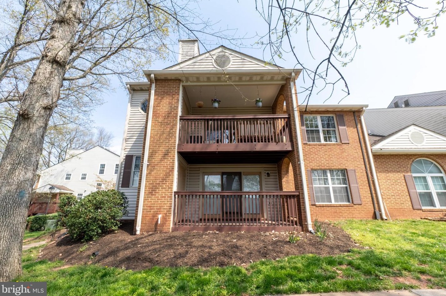 9939 Grapewood Ct, Manassas, VA 20110-3859