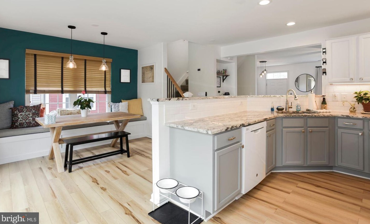 10216 Chervil Ct, Manassas, VA 20110-5960