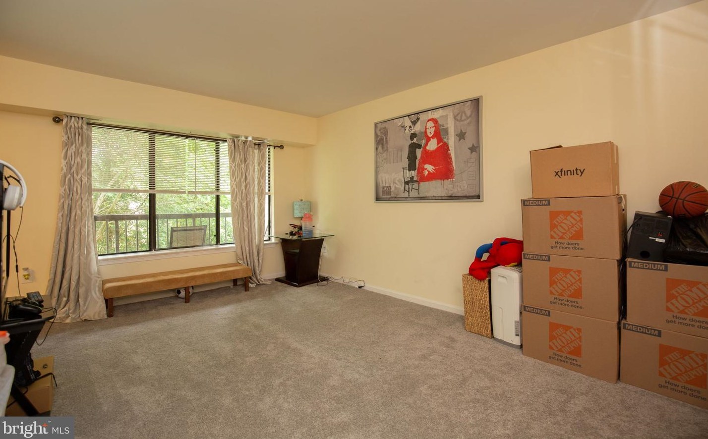 9562 Cannoneer Ct, Manassas, VA 20110-7090