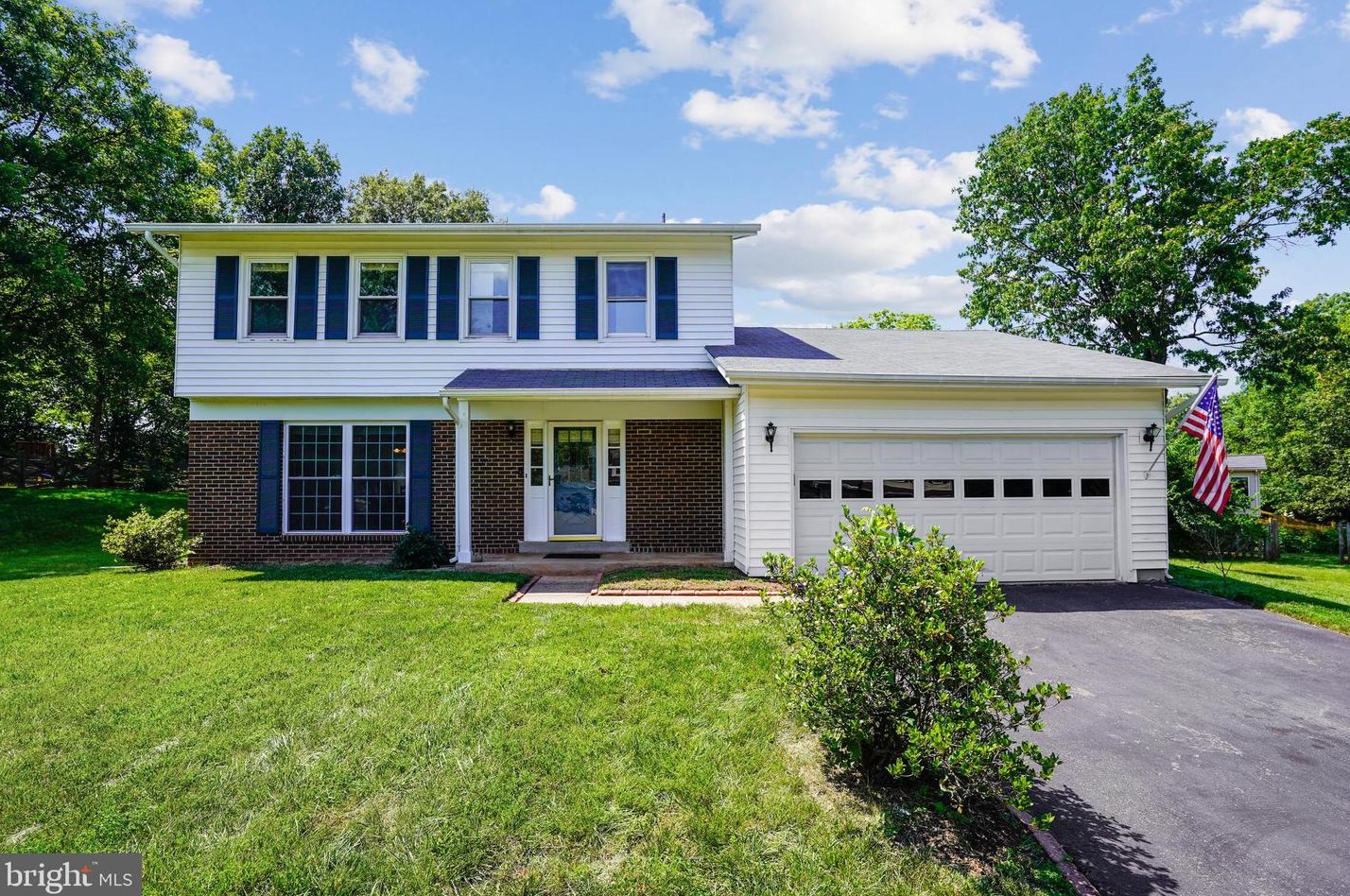 8952 Jasmine Ct, Manassas, VA 20110-4303