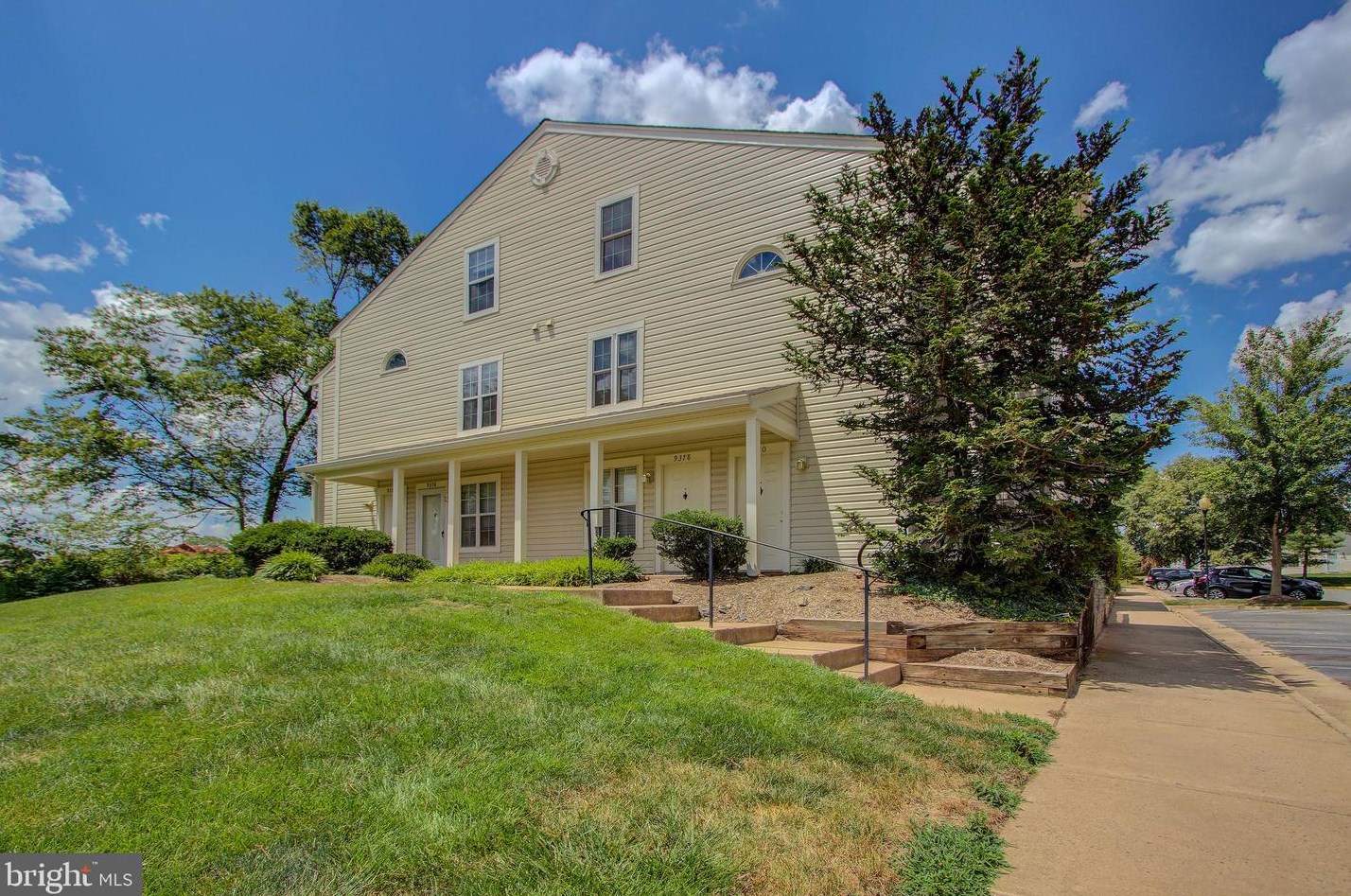 9380 Scarlet Oak Dr, Manassas, VA 20110-5668