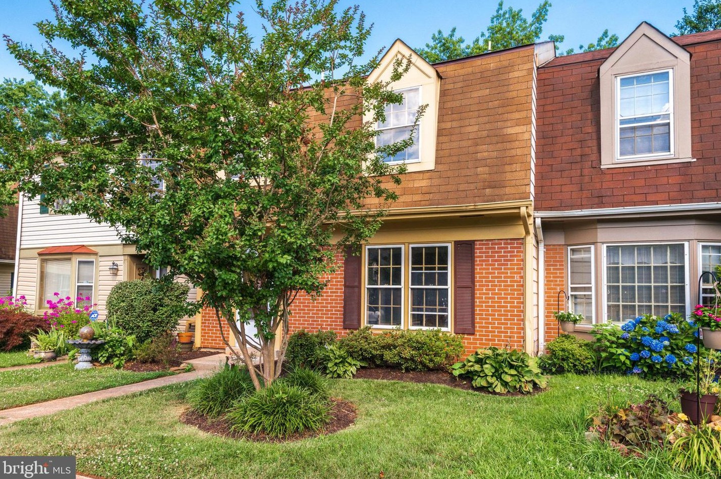 9015 Tyler Ct, Manassas, VA 20110-4258