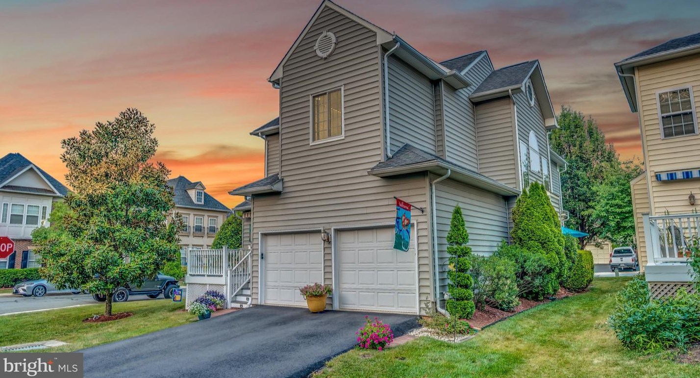 9427 Stilson Dr, Manassas VA  20110-8318 exterior