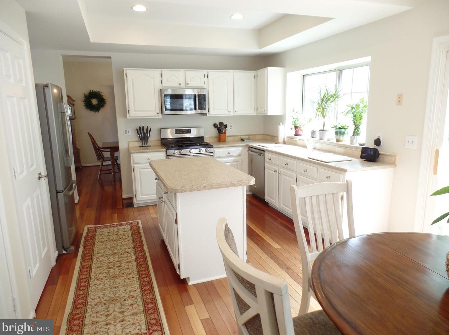 8517 Troutman Ct, Manassas, VA 20110-5825
