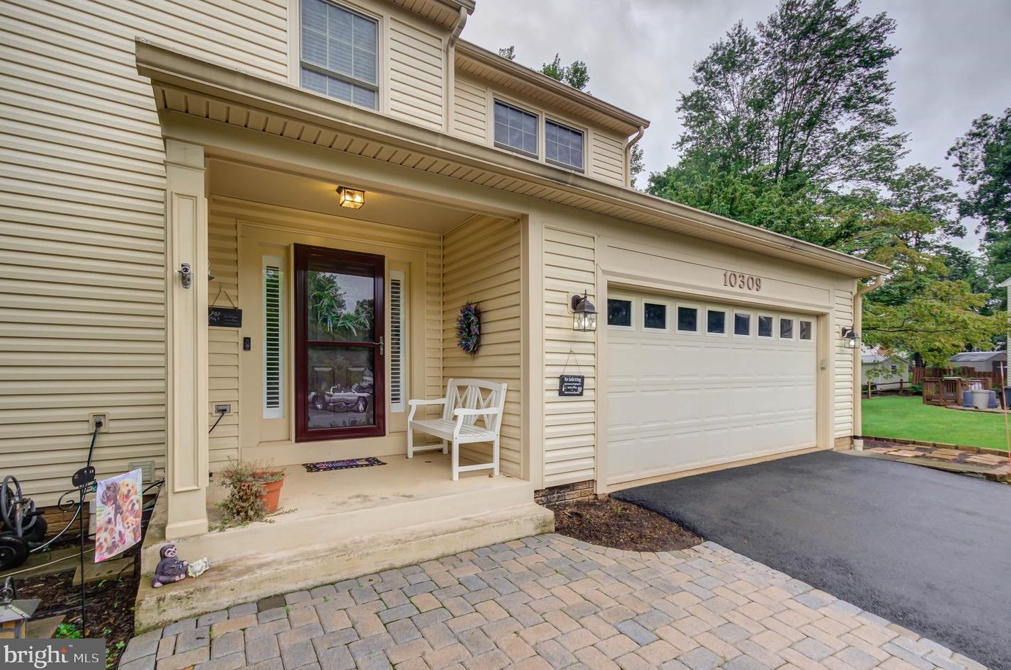 10309 Cedar Ridge Dr, Manassas VA  20110-6623 exterior
