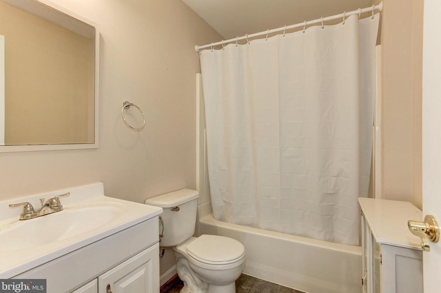 9434 Stilson Dr, Manassas VA  20110-8317 exterior