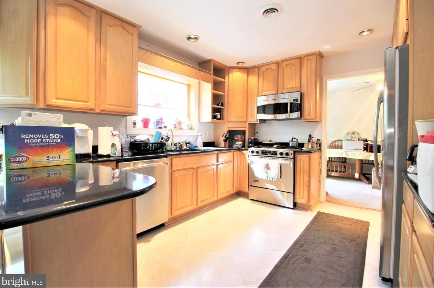 10284 Cedar Ridge Dr, Manassas VA  20110-6629 exterior
