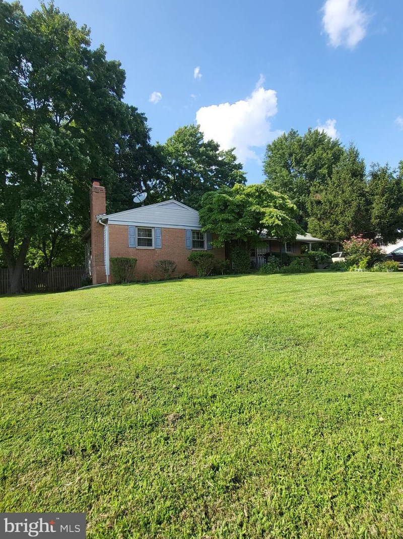 9024 Traveller St, Manassas, VA 20110-4952