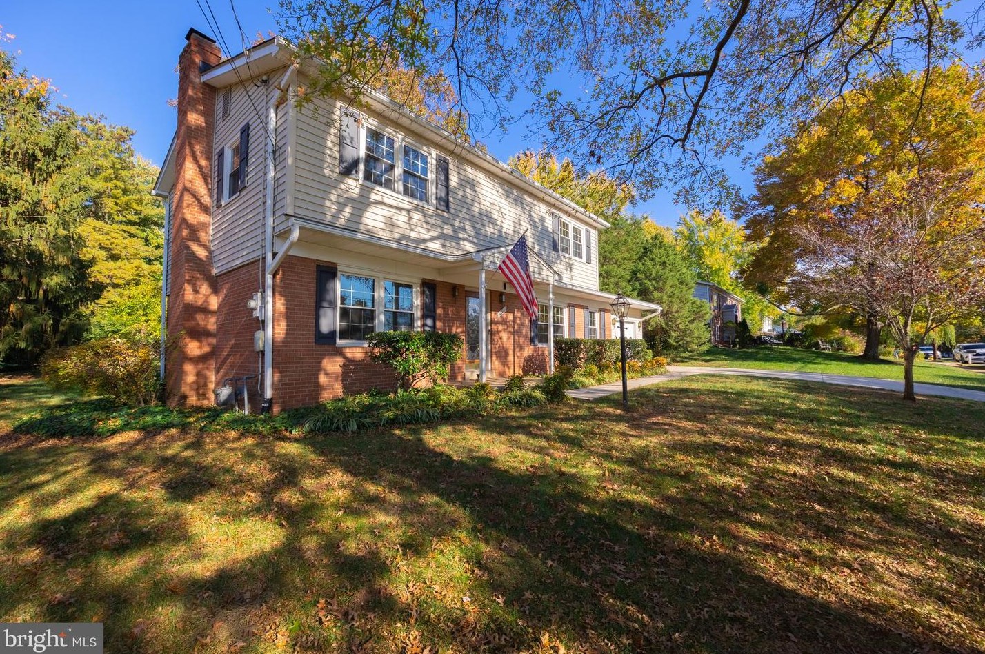 8707 Jackson Ave, Manassas, VA 20110-4926