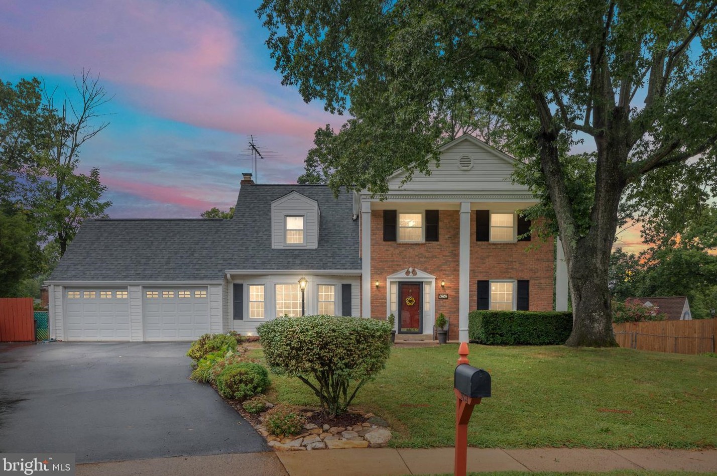 9252 Stonewall Ct, Manassas, VA 20110-4626
