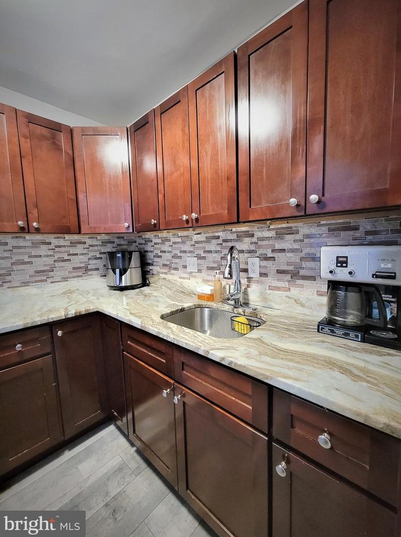 9805 Buckner Rd, Manassas VA  20110-5901 exterior