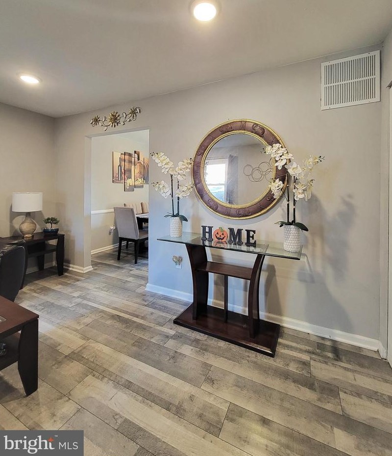 9805 Buckner Rd, Manassas VA  20110-5901 exterior