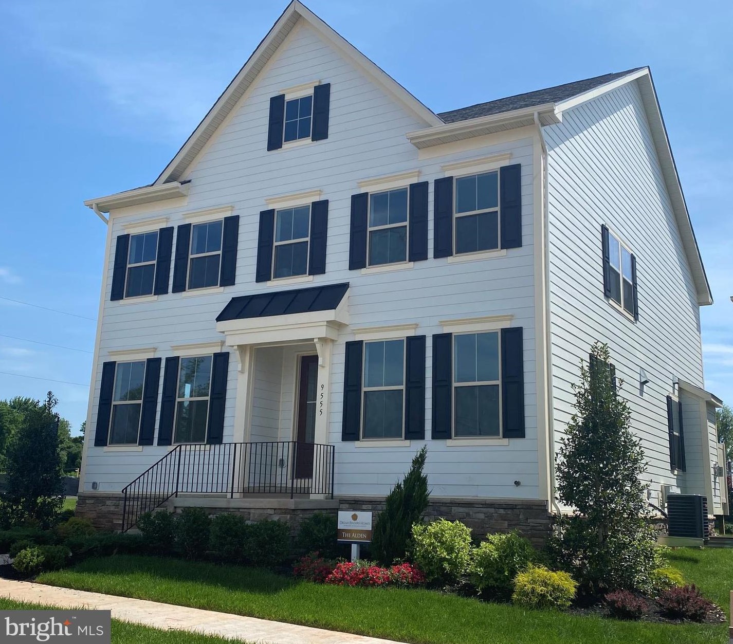 9555 Jefferson St, Manassas, VA 20110-5633