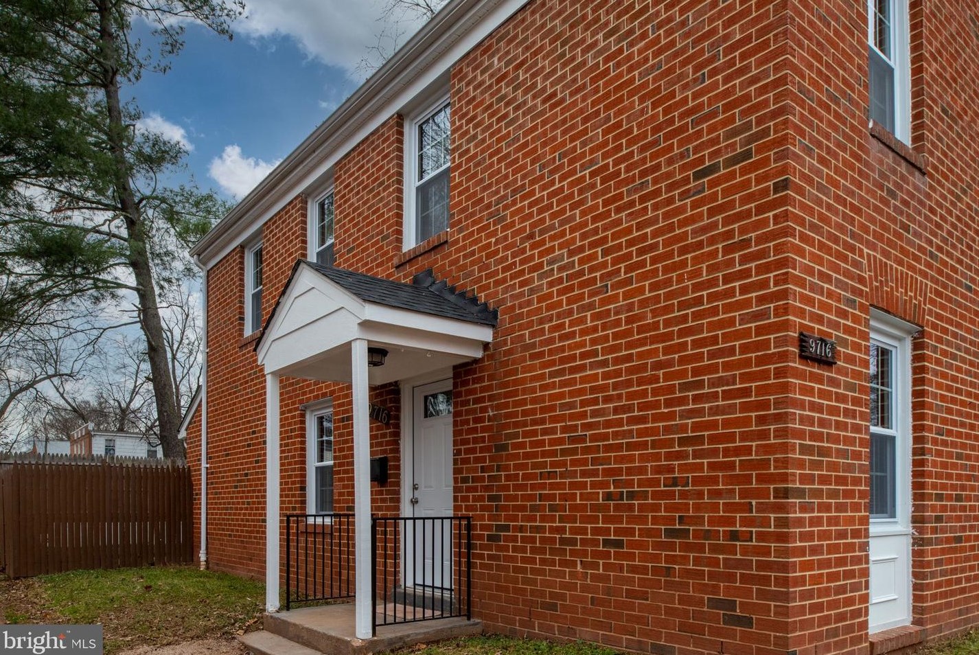 9716 Pickett Ln, Manassas, VA 20110-5908
