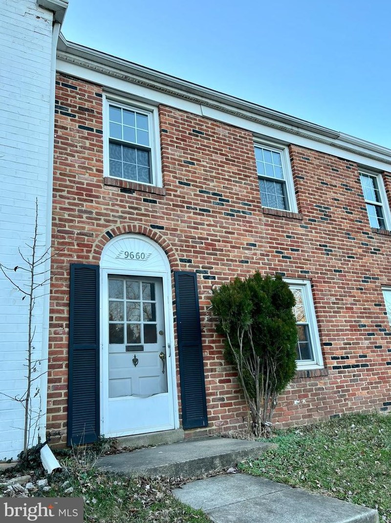 9660 Grant Ave, Manassas, VA 20110