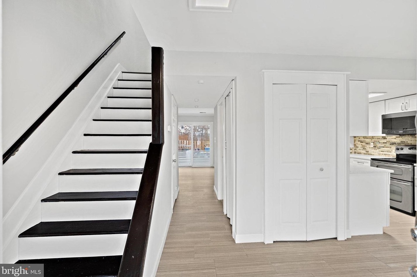 9064 Reynolds Pl, Manassas, VA 20110-4255