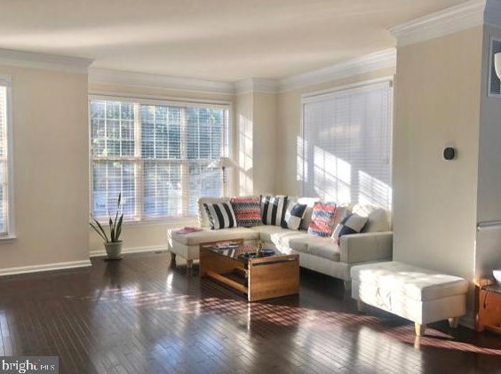 8898 Quarry Rd, Manassas, VA 20110