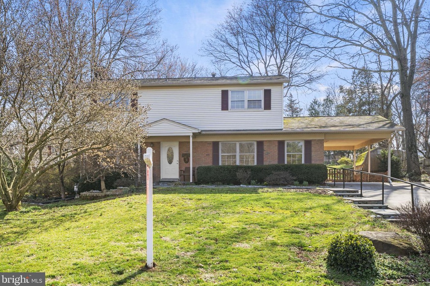 9025 Traveller St, Manassas, VA 20110-4950