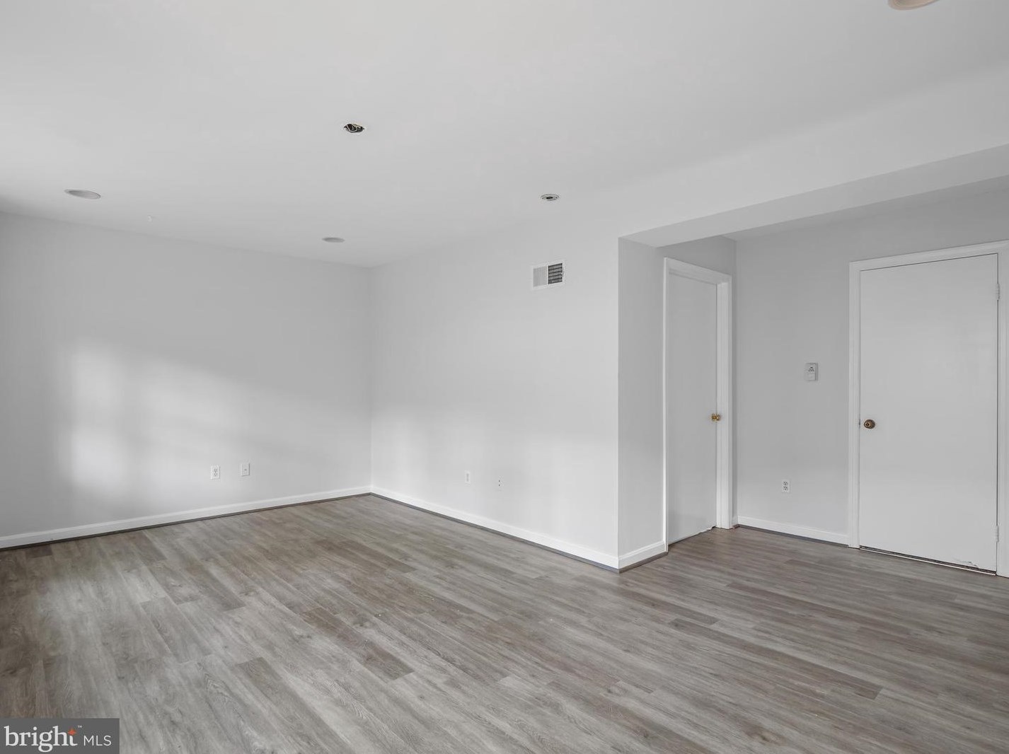 9178 Laurelwood Ct, Manassas, VA 20110