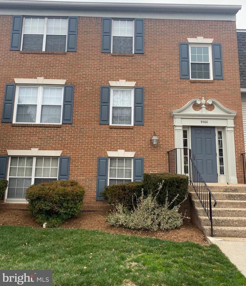9360 Caspian Way, Manassas VA  20110-6191 exterior