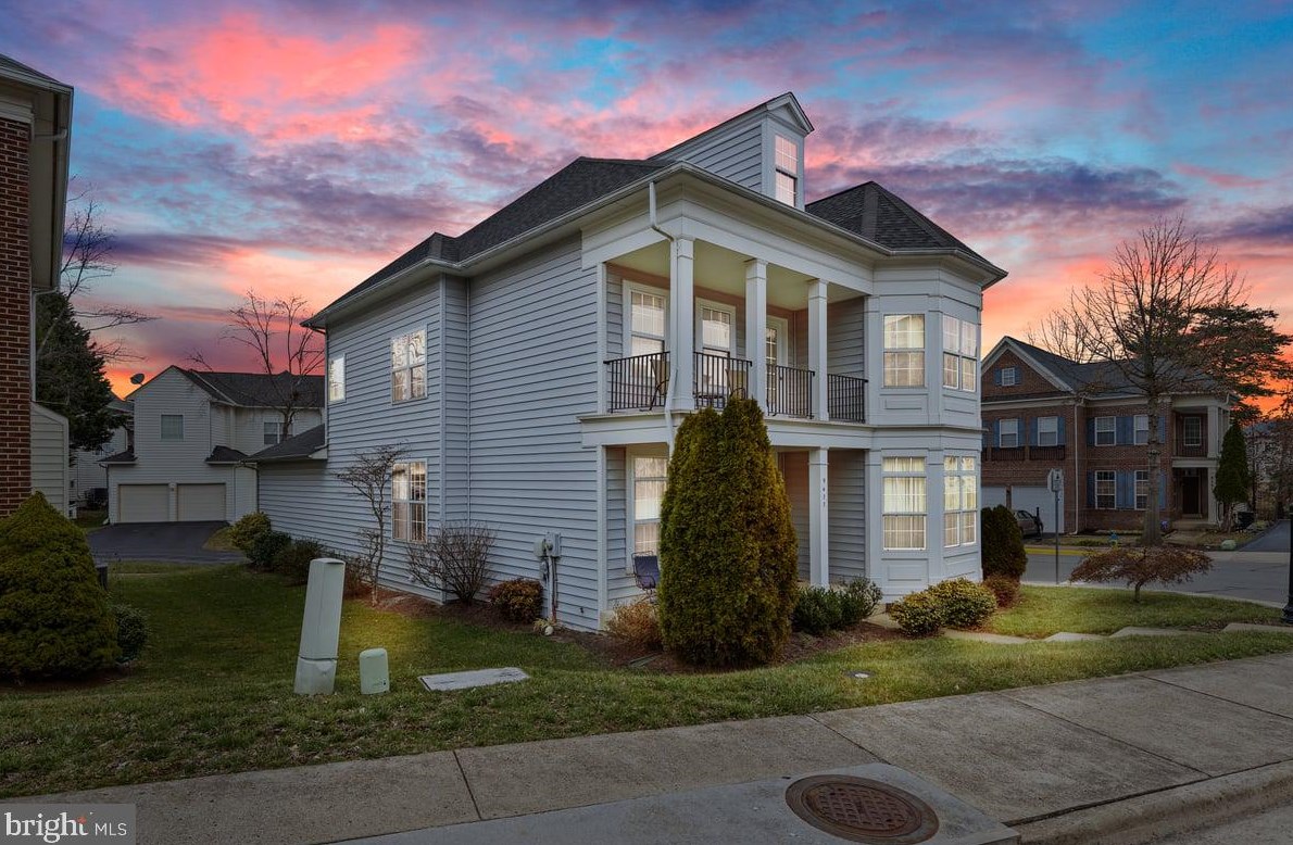 9477 Bankhead Dr, Manassas, VA 20110-8316