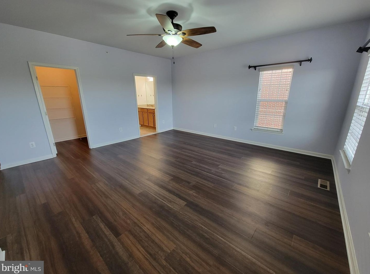 9523 Center St, Manassas VA  20110-5519 exterior