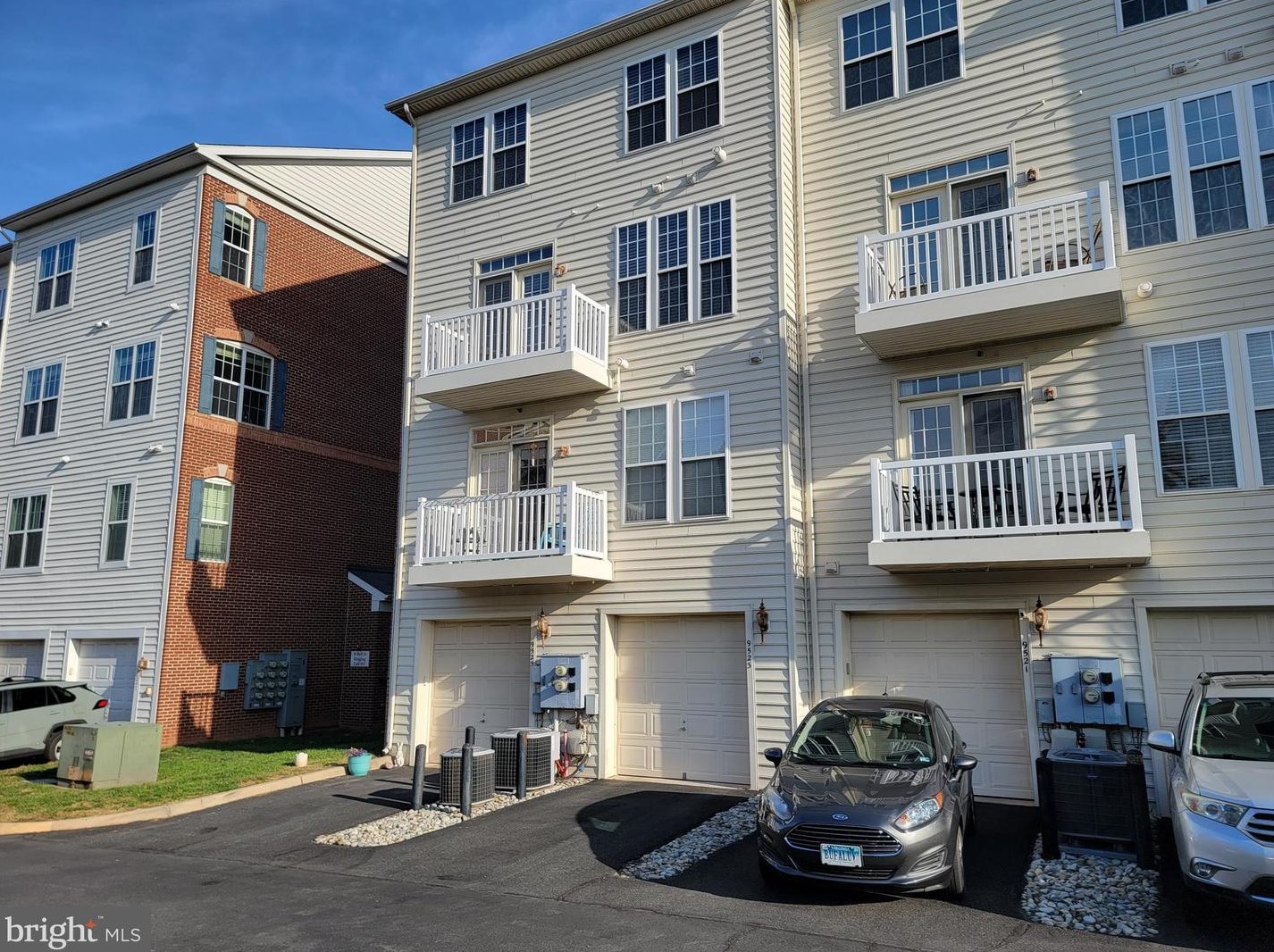 9523 Center St, Manassas VA  20110-5519 exterior